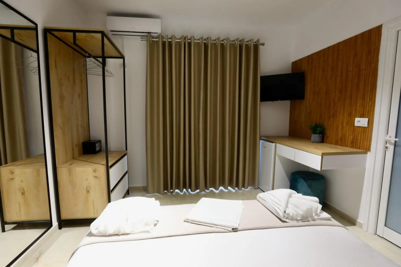 Vila Naco Ksamil Albania